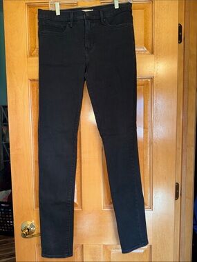 NWOT Levi's Tall Black Women's Skinny Jeans - Size 30
